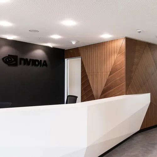 Für NVIDIA – mit der größte Entwickler von Grafikprozessoren für PCs und Spielkonsolen – gestaltete CSMM – architecture matters in den Bavaria Towers das neue deutsche Headquarter